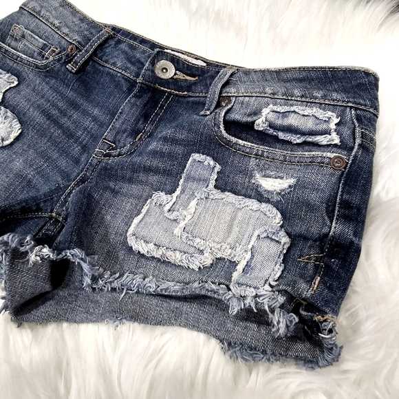 Distressed Patchwork Jean Shorts – by Aeropostale Medium Wash Denim Sz 0 - Picture 10 of 16